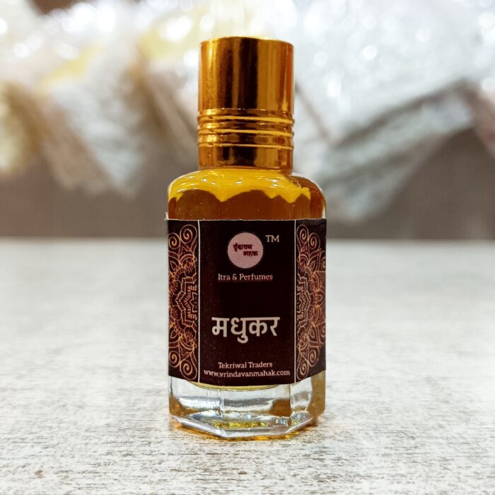 Madhukar Roll On Attar by Vrindavan Mahak – A Divine Blend of Musk, Rose, Oudh & Sandal, Perfect For Spiritual Use - Image 1