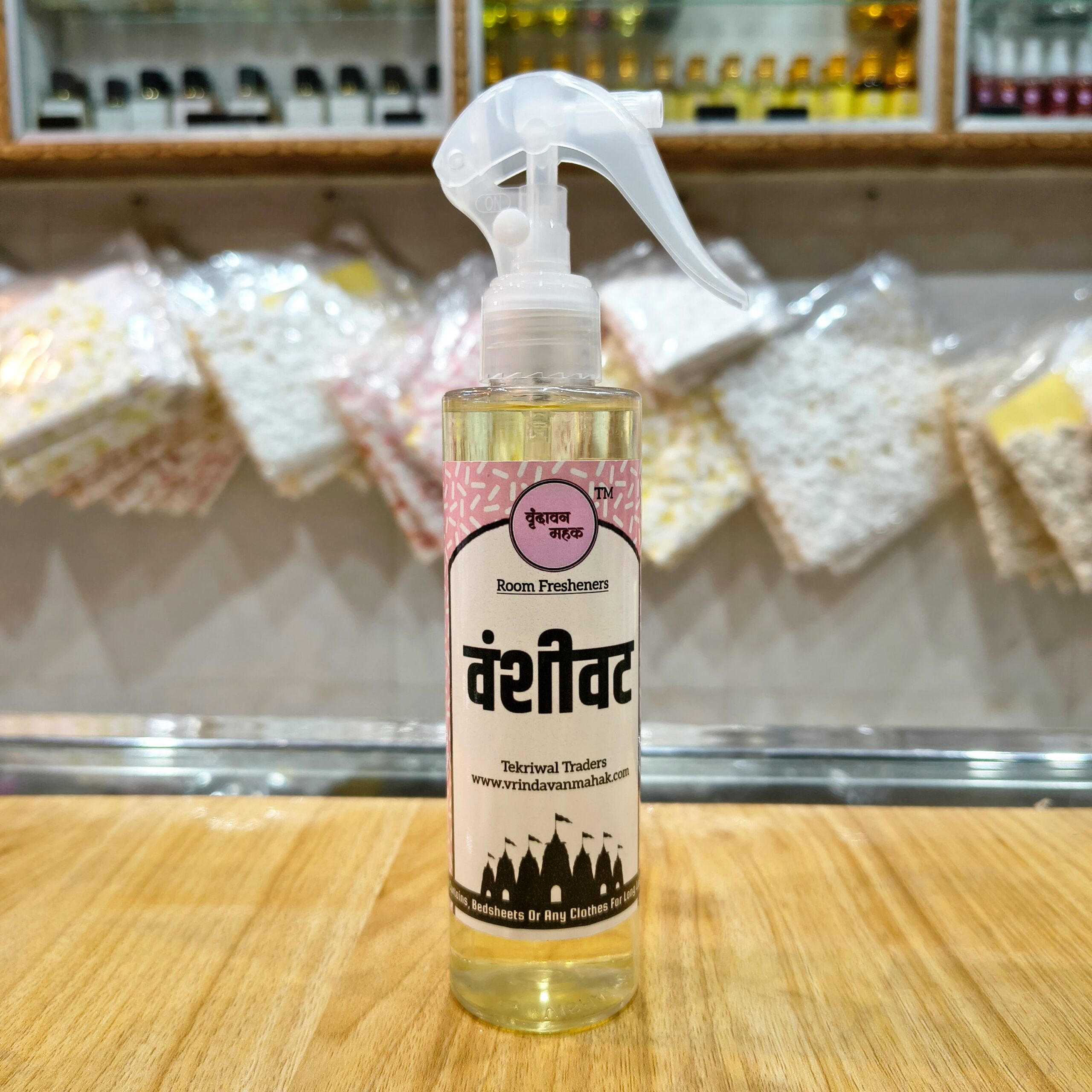 2025/10/1001076011-scaled.jpg Vanshivat | Kesar, Chandan & Kadamb Fragrance | 200ml Spiritual Room Freshener for Mandir & Meditation - Image 1