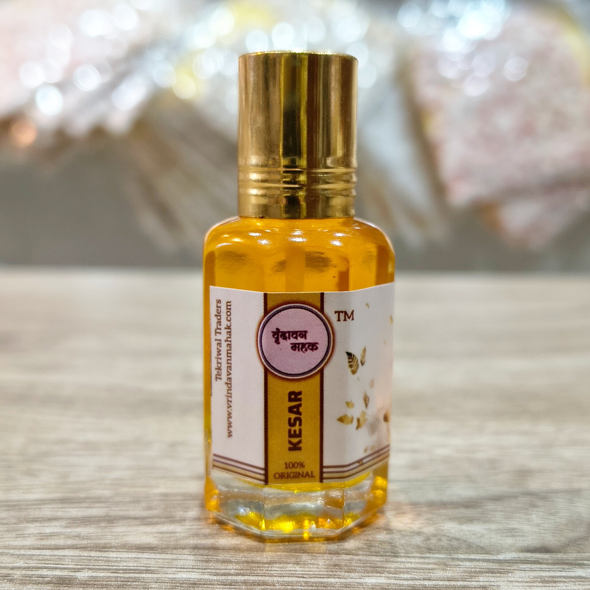 2025/10/1001387951.jpg Natural Kesar Itra By Vrindavan Mahak | Divine Fragrance for Ang Sewa of Laddu Gopal Ji - Image 1