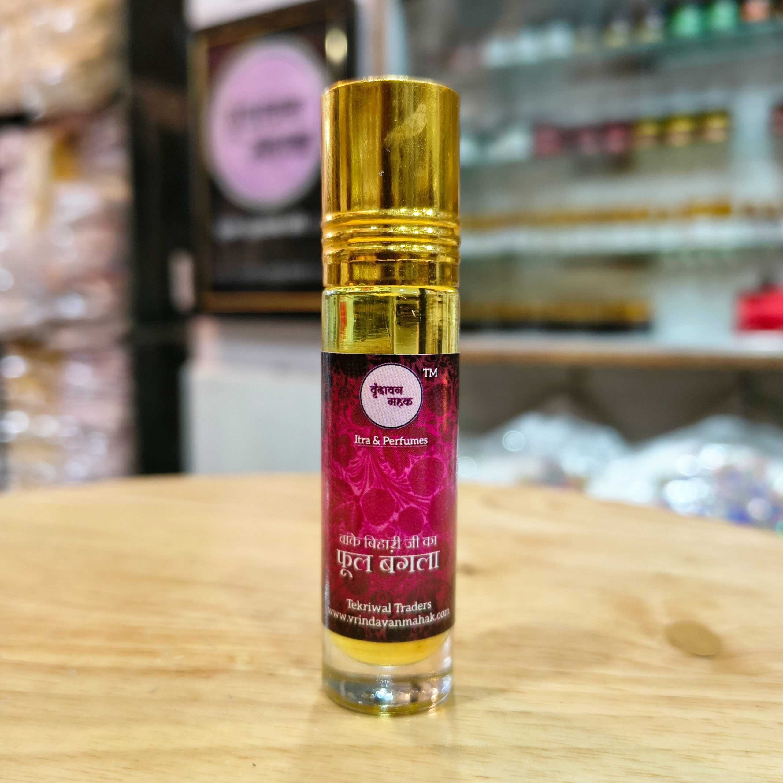 1001990632-scaled-1.jpg Vrindavan Mahak Phool Bangla Itra | Inspired By Bankey Bihari Ji Phool Bangla | Floral Fragrance | 8 ml - Image 1