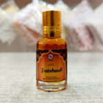 Patchauli Itra for Laddu Gopal Ji Wastra. do wastra sewa with Vrindavan Mahak Alcohol Free Attars.